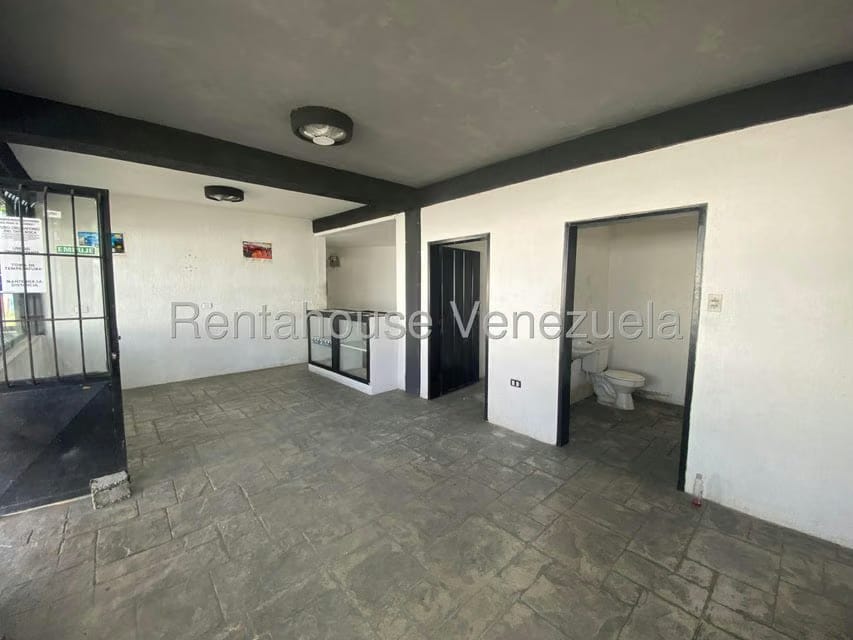 Terreno (Comercial) en Venta en Centro, Portuguesa - 13