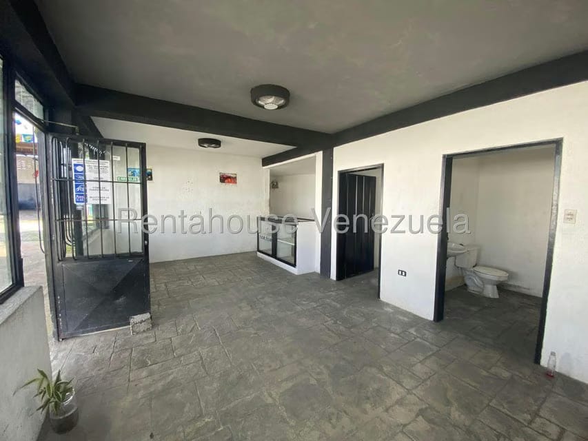 Terreno (Comercial) en Venta en Centro, Portuguesa - 14