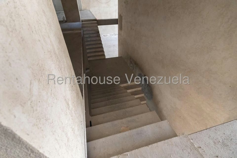 Comercial (Local Comercial) en Venta en Sabana Grande, Distrito Metropolitano - 24