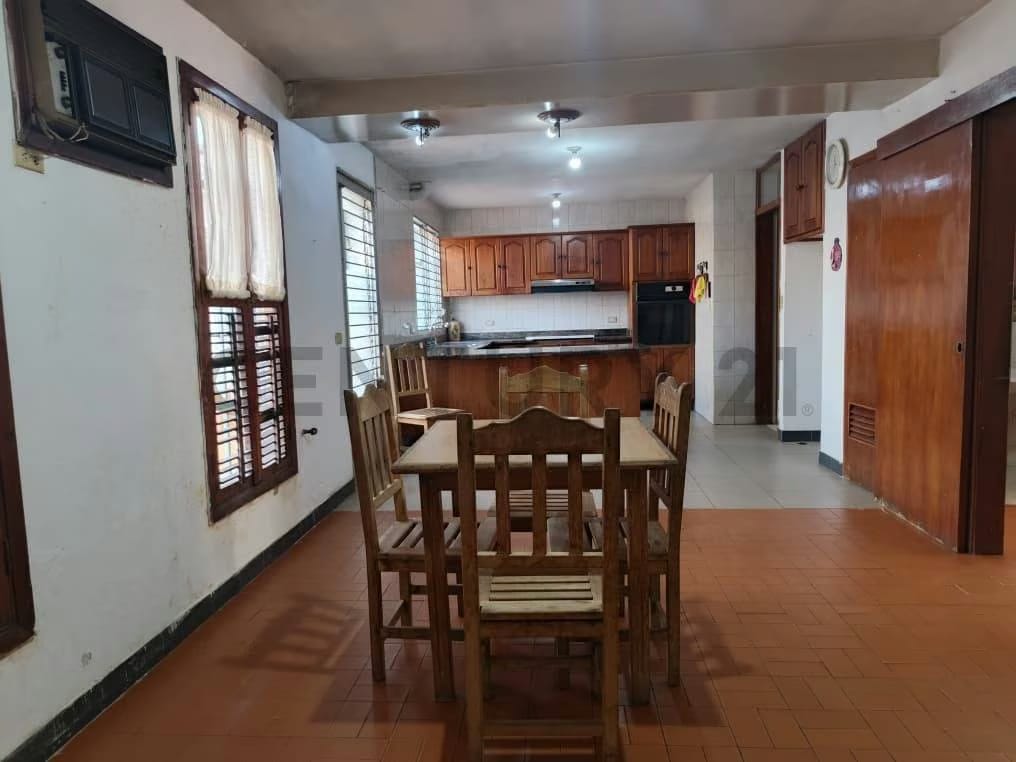 Casa Quinta en la Exclusiva Avenida Táchira de Ciudad Bolívar - 13