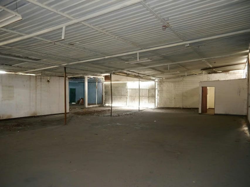 Comercial (Galpon - Deposito) en Venta en Centro, Lara - 13