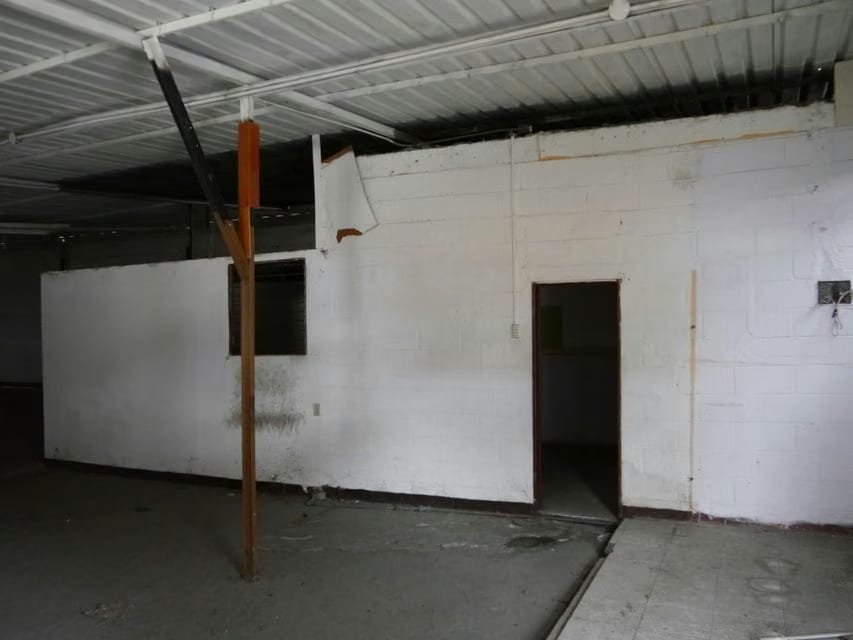 Comercial (Galpon - Deposito) en Venta en Centro, Lara - 4