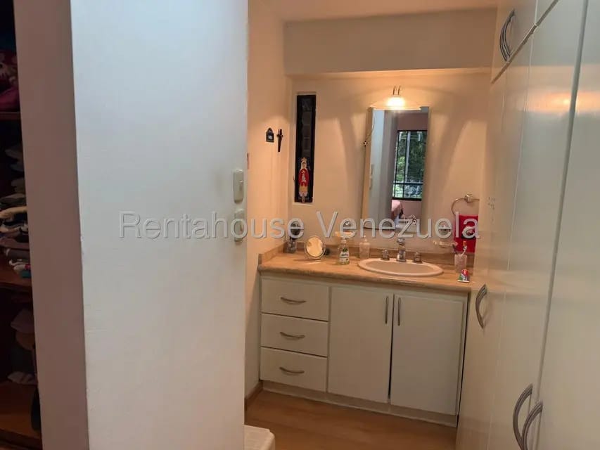 Apartamento (Duplex) en Venta en Parcelamiento Cortada del guayabo, Miranda - 24