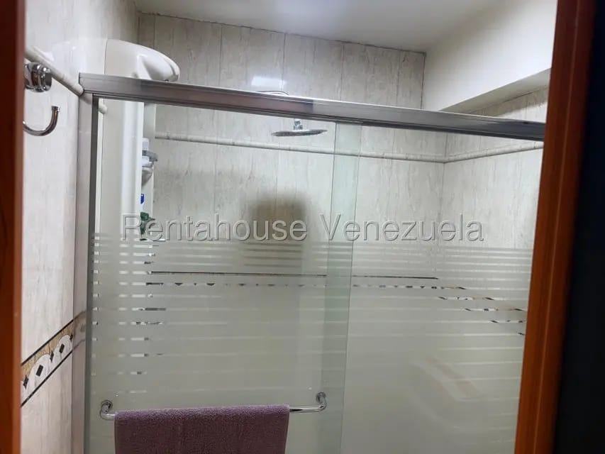 Apartamento (Duplex) en Venta en Parcelamiento Cortada del guayabo, Miranda - 25