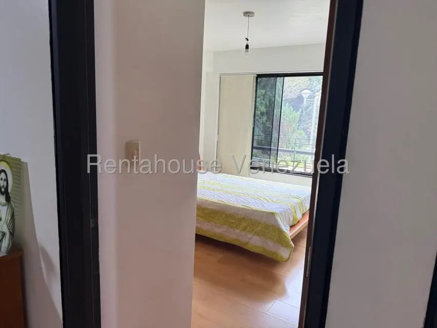 Apartamento (Duplex) en Venta en Parcelamiento Cortada del guayabo, Miranda - 33