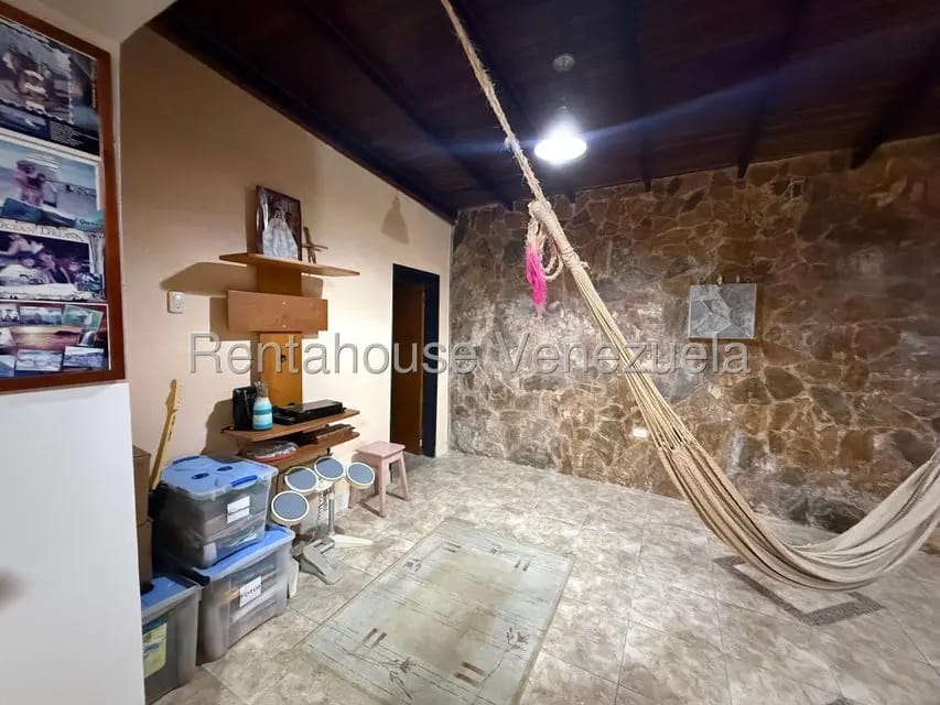 Apartamento (Duplex) en Venta en Parcelamiento Cortada del guayabo, Miranda - 38