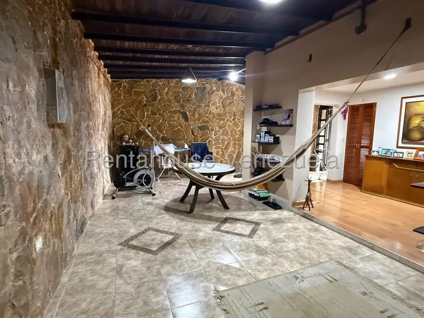 Apartamento (Duplex) en Venta en Parcelamiento Cortada del guayabo, Miranda - 41