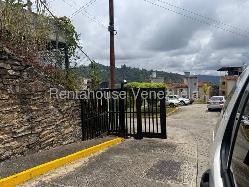 Apartamento (Duplex) en Venta en Parcelamiento Cortada del guayabo, Miranda - 57