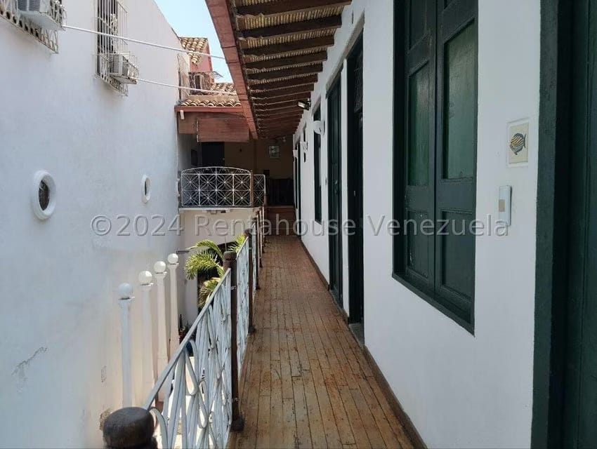 Casa (Multipes Niveles) en Venta en Zona Colonial, Carabobo - 18