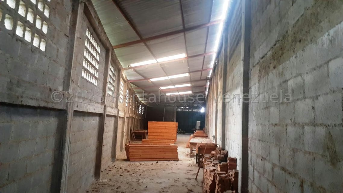 Comercial (Galpon - Deposito) en Venta en Mariche, Distrito Metropolitano - 16