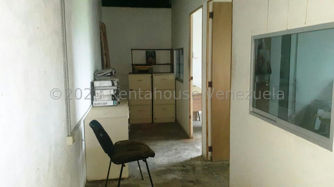 Comercial (Galpon - Deposito) en Venta en Mariche, Distrito Metropolitano - 28