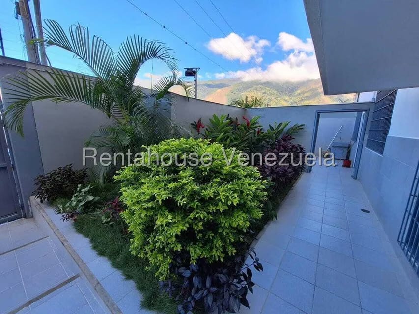 Comercial (Galpon - Deposito) en Alquiler en Mariche, Distrito Metropolitano - 2