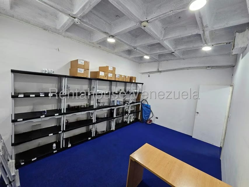 Comercial (Local Comercial) en Venta en Los Samanes, Distrito Metropolitano - 11