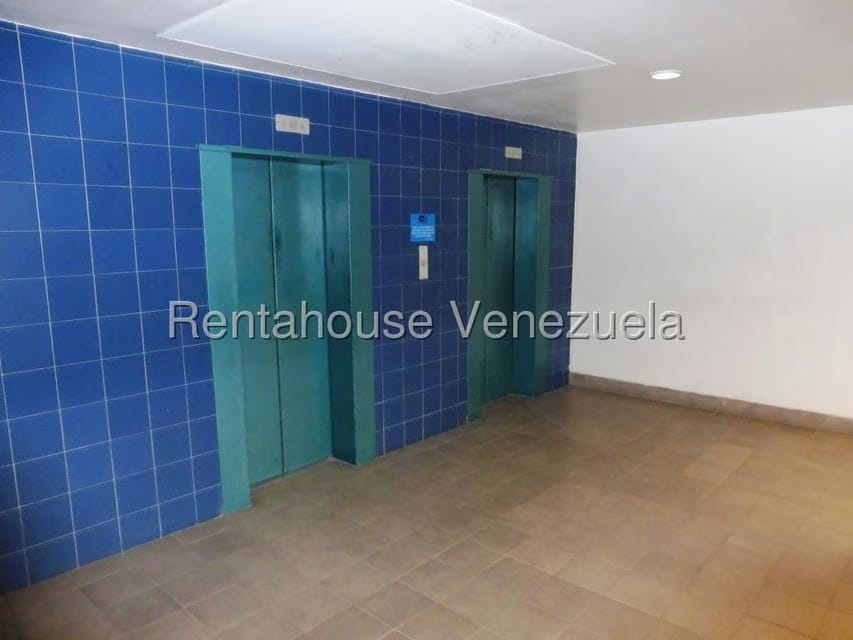 Comercial (Local Comercial) en Venta en Los Samanes, Distrito Metropolitano - 15