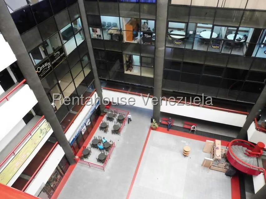 Comercial (Local Comercial) en Venta en Los Samanes, Distrito Metropolitano - 16