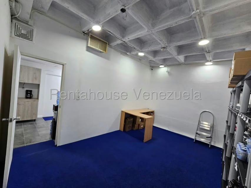 Comercial (Local Comercial) en Venta en Los Samanes, Distrito Metropolitano - 10
