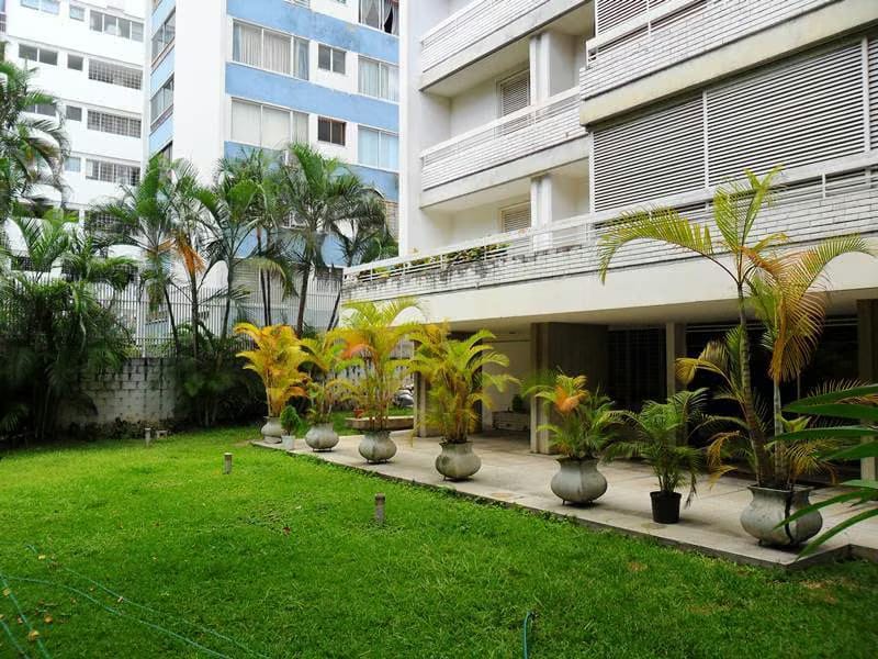 Apartamento (1 Nivel) en Venta en La Florida, Distrito Metropolitano - 3