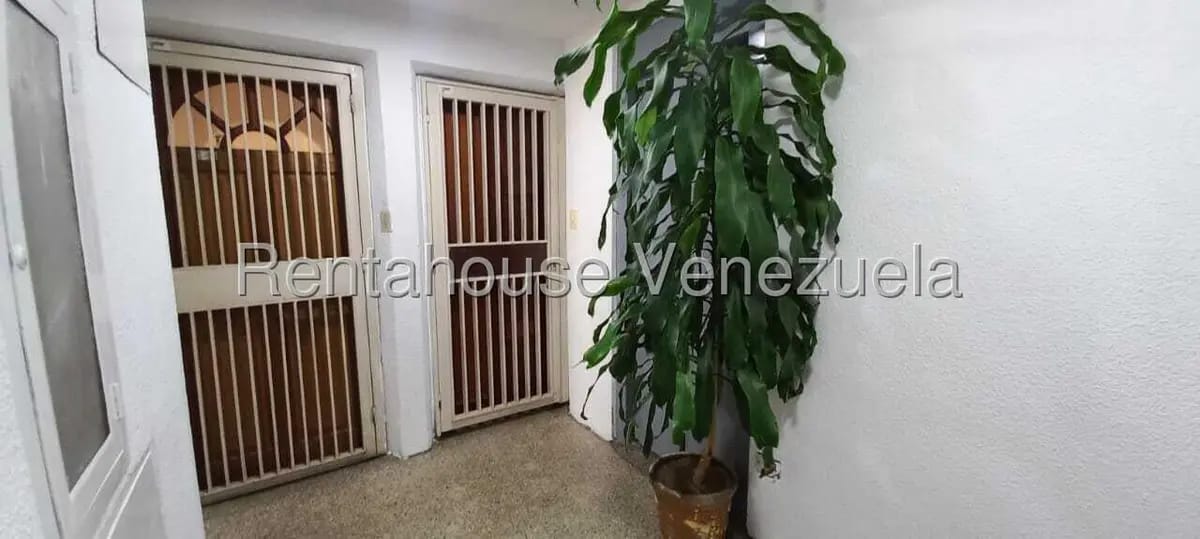 Apartamento (1 Nivel) en Venta en Lagunetica, Miranda - 26