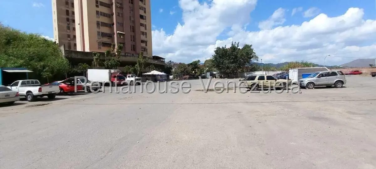 Apartamento (1 Nivel) en Venta en Lagunetica, Miranda - 29