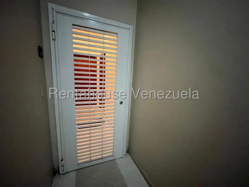 Apartamento (1 Nivel) en Venta en El Rosal, Distrito Metropolitano - 10