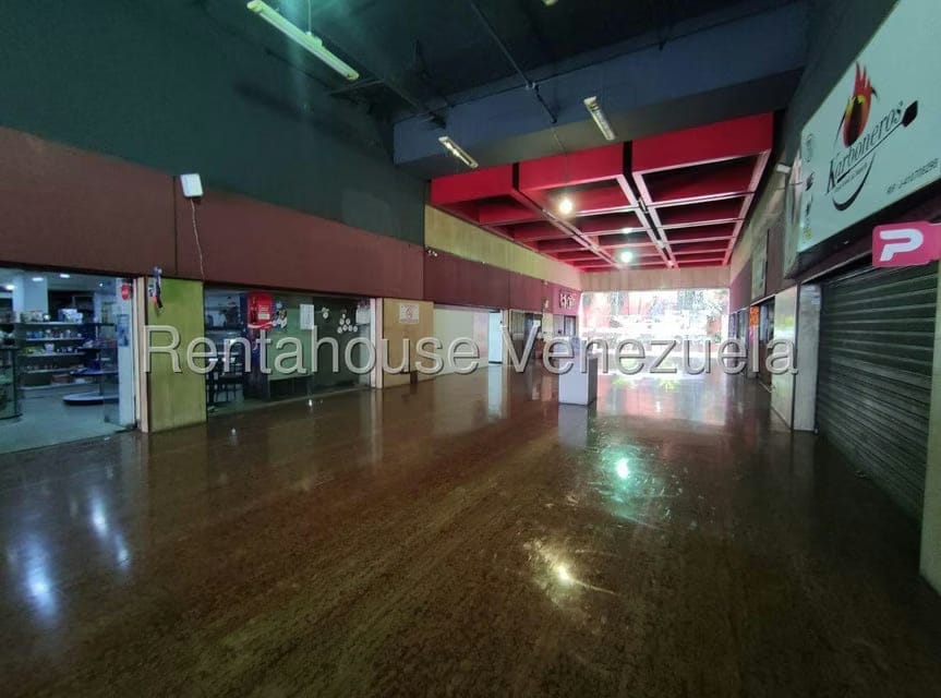 Comercial (Oficina) en Alquiler en Parroquia Santa Teresa, Distrito Metropolitano - 16