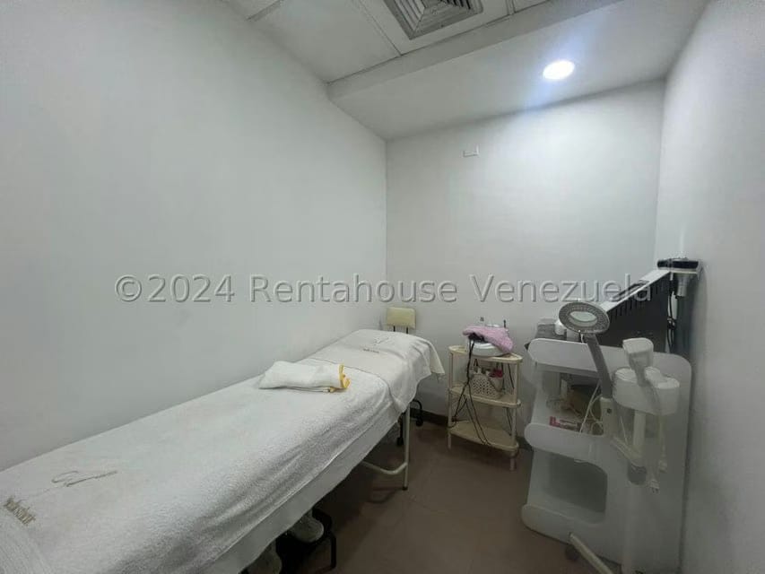 Negocios y Empresas (Belleza y Salud) en Venta en El Marques, Distrito Metropolitano - 15