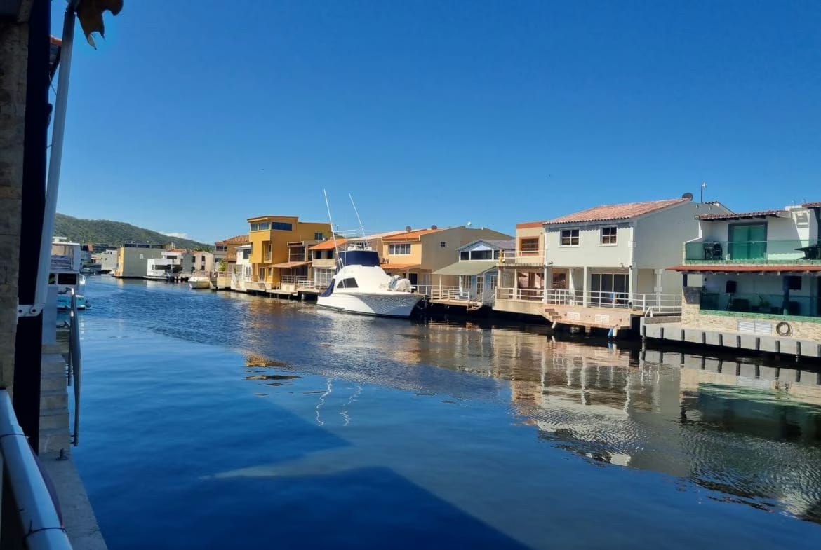 SE VENDE CASA BOTE, COMPLEJO TURISTICO EL MORRO - 2