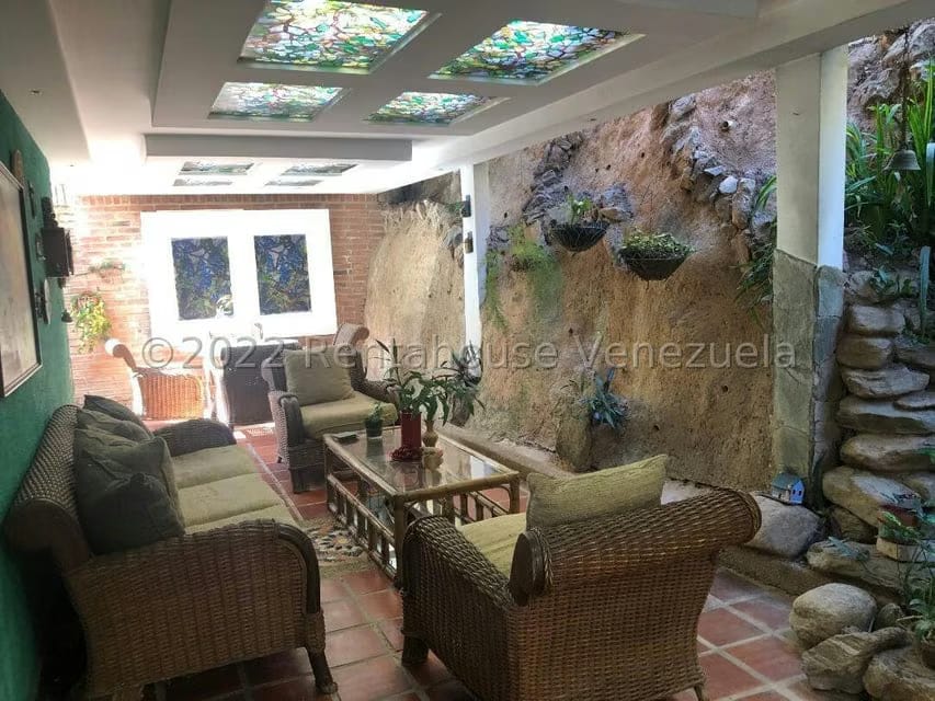Casa (Multipes Niveles) en Venta en Colinas de Bello Monte, Distrito Metropolitano - 33