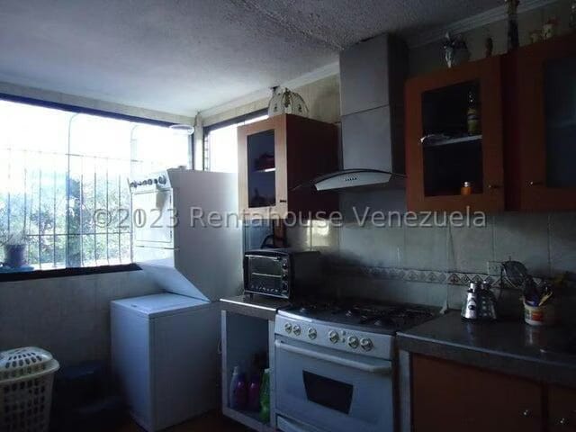 Casa (Multipes Niveles) en Venta en Catia, Distrito Metropolitano - 9