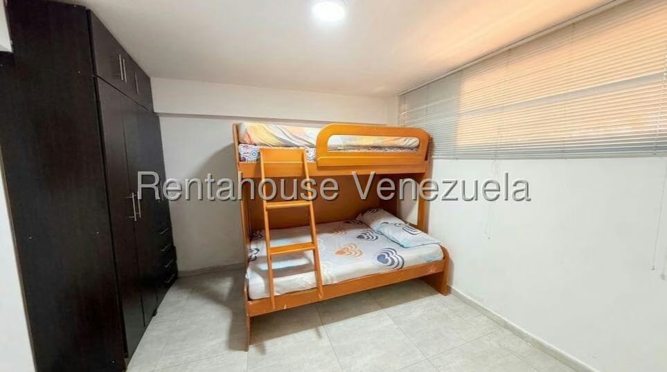 Apartamento (1 Nivel) en Alquiler en Playa Grande, Vargas - 6