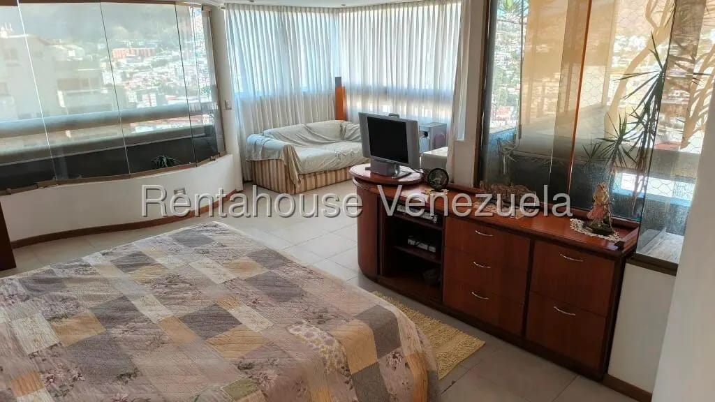 Apartamento (Penthouse) en Venta en El Marques, Distrito Metropolitano - 15