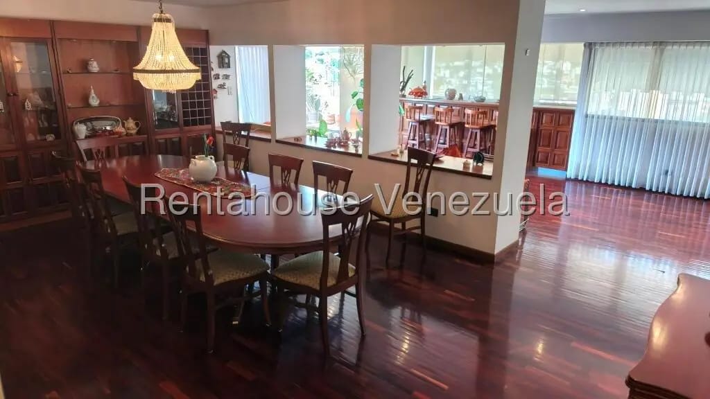 Apartamento (Penthouse) en Venta en El Marques, Distrito Metropolitano - 3