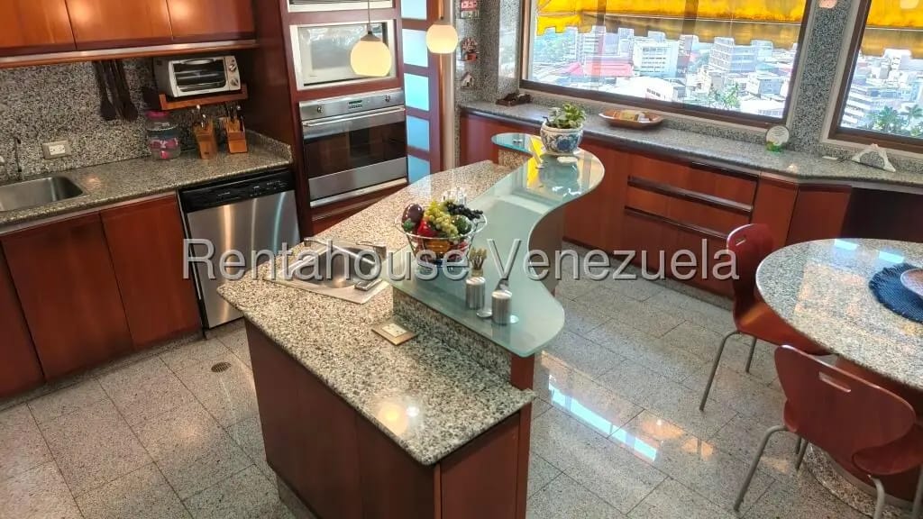 Apartamento (Penthouse) en Venta en El Marques, Distrito Metropolitano - 8