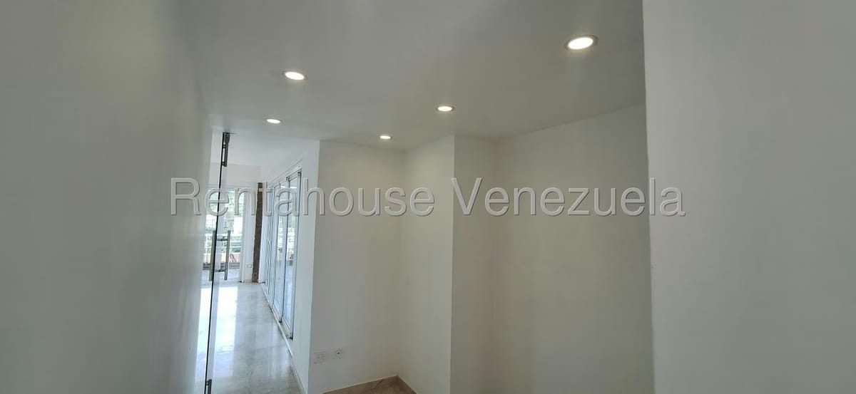 Apartamento (1 Nivel) en Venta en Escampadero, Distrito Metropolitano - 12