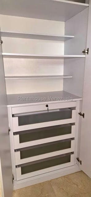 Apartamento (1 Nivel) en Venta en Escampadero, Distrito Metropolitano - 41