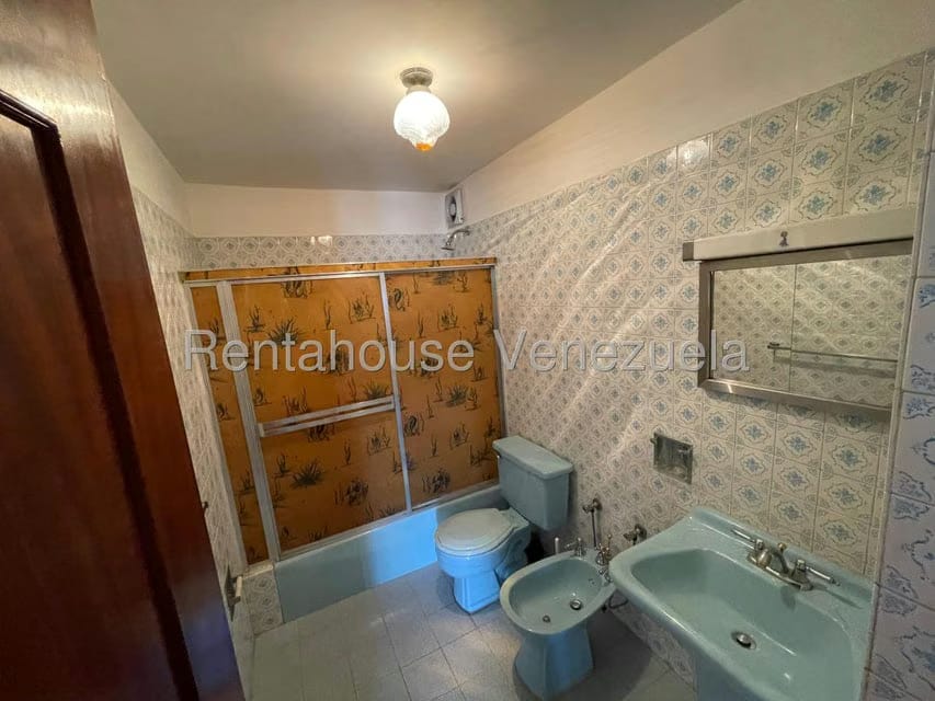 Apartamento (1 Nivel) en Venta en El Marques, Distrito Metropolitano - 13