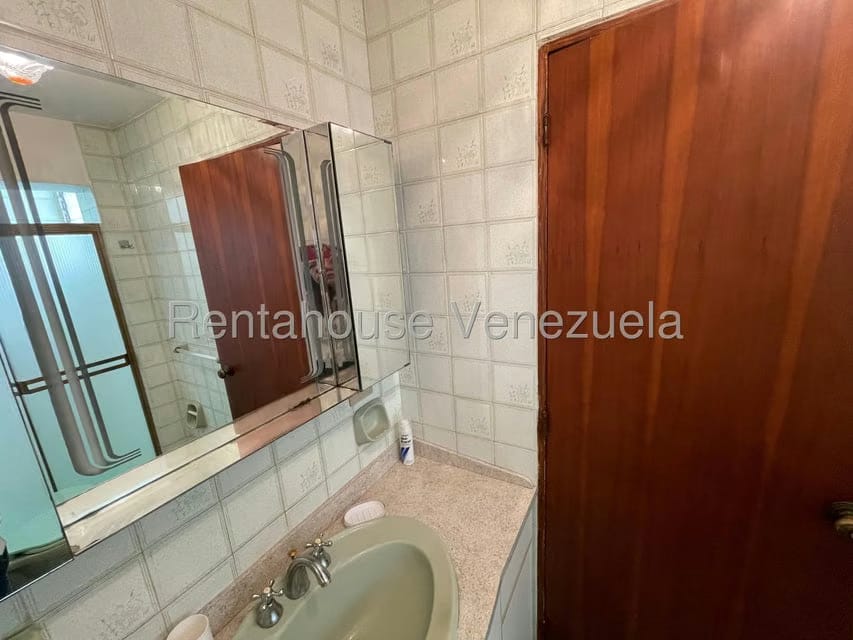 Apartamento (1 Nivel) en Venta en El Marques, Distrito Metropolitano - 22