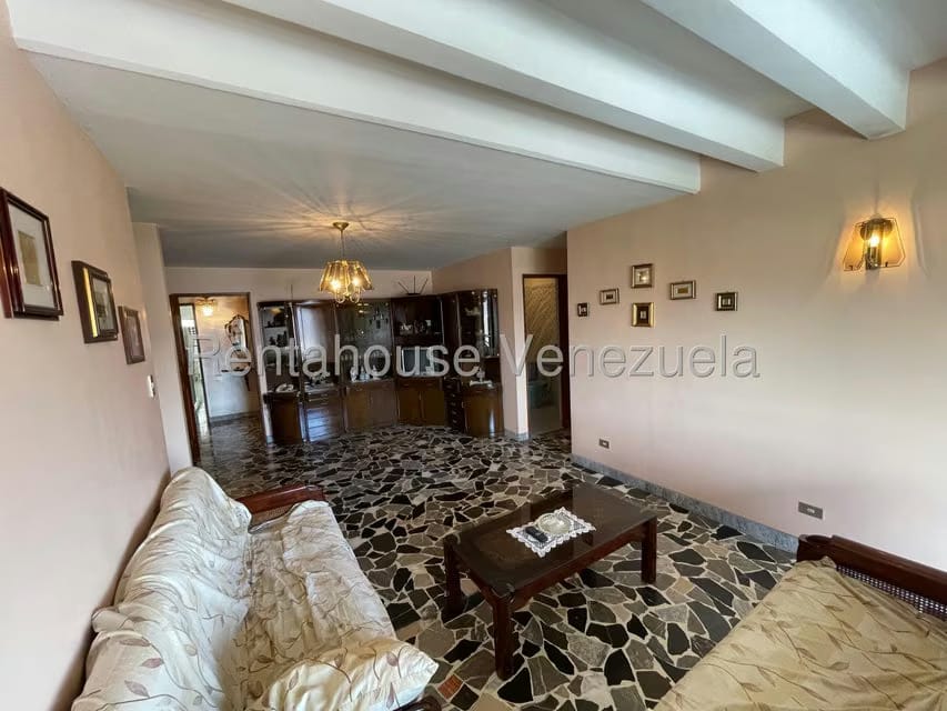 Apartamento (1 Nivel) en Venta en El Marques, Distrito Metropolitano - 26