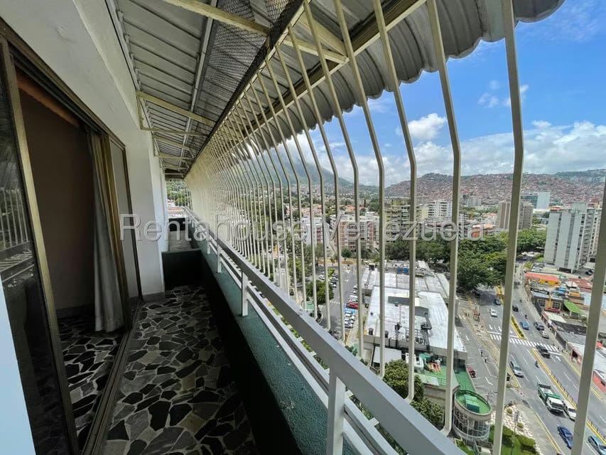 Apartamento (1 Nivel) en Venta en El Marques, Distrito Metropolitano - 29