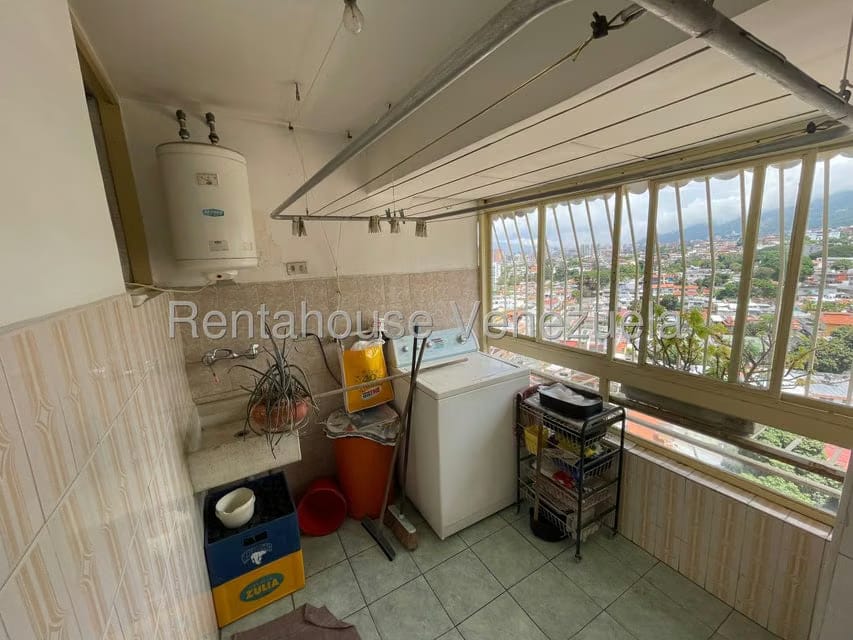Apartamento (1 Nivel) en Venta en El Marques, Distrito Metropolitano - 33