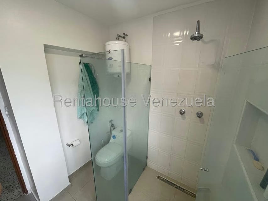 Apartamento (1 Nivel) en Venta en El Marques, Distrito Metropolitano - 38