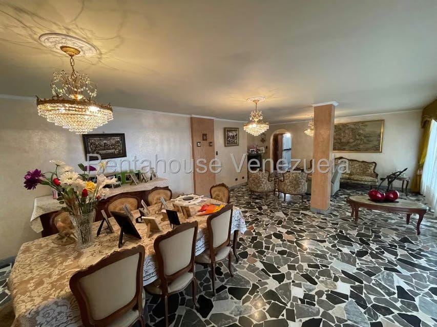 Apartamento (1 Nivel) en Venta en El Marques, Distrito Metropolitano - 5