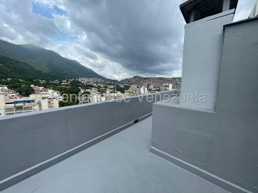 Apartamento (1 Nivel) en Venta en El Marques, Distrito Metropolitano - 41