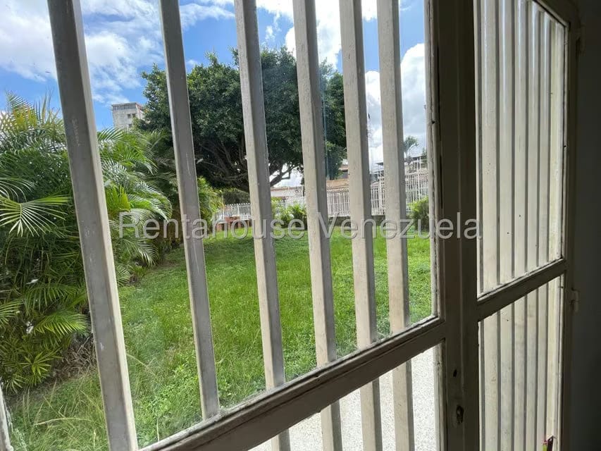 Apartamento (1 Nivel) en Venta en El Marques, Distrito Metropolitano - 42