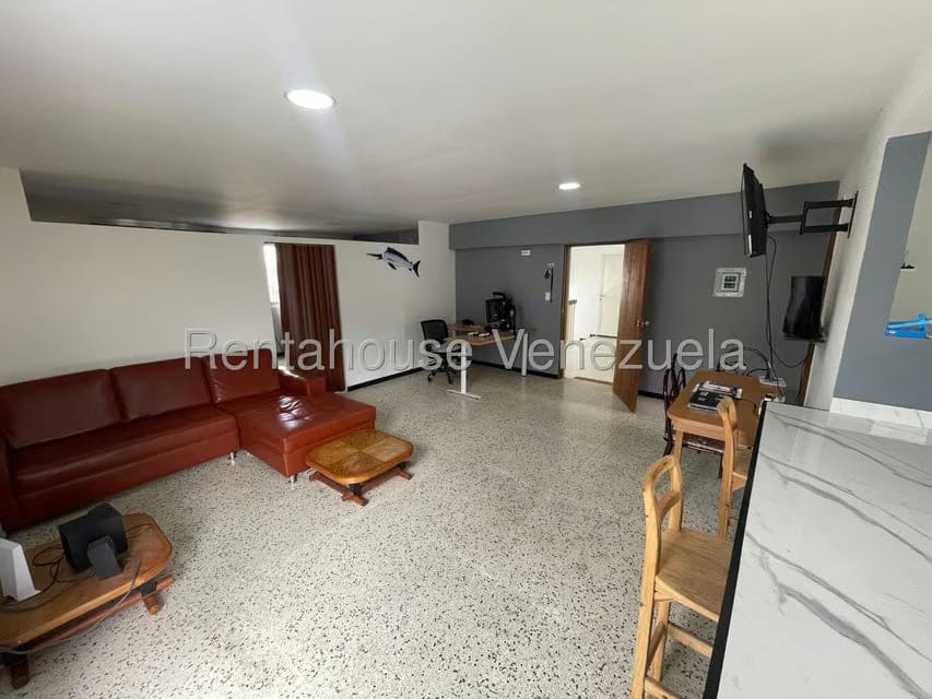 Apartamento (1 Nivel) en Venta en El Marques, Distrito Metropolitano - 44