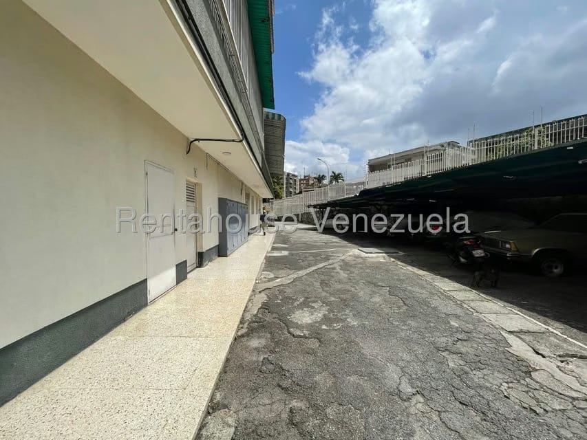 Apartamento (1 Nivel) en Venta en El Marques, Distrito Metropolitano - 48