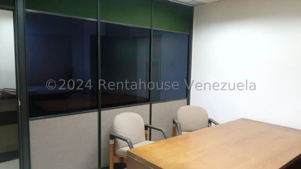 Comercial (Local Comercial) en Alquiler en Dr Portillo, Zulia - 13