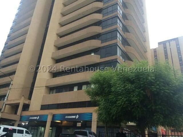 Comercial (Local Comercial) en Alquiler en Dr Portillo, Zulia - 21