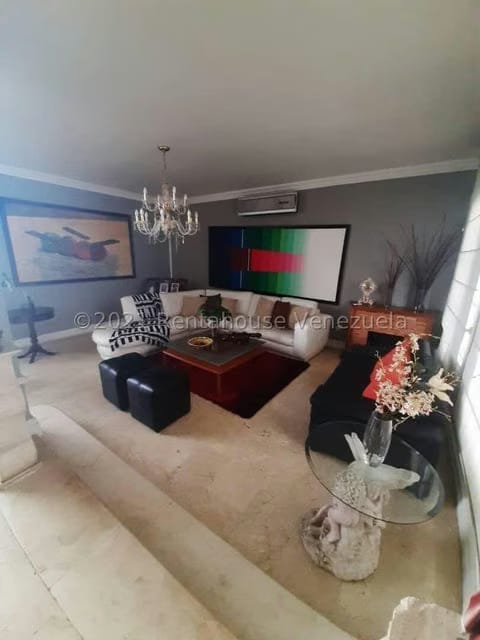 Casa (Duplex) en Venta en Lomas de La Lagunita, Distrito Metropolitano - 12