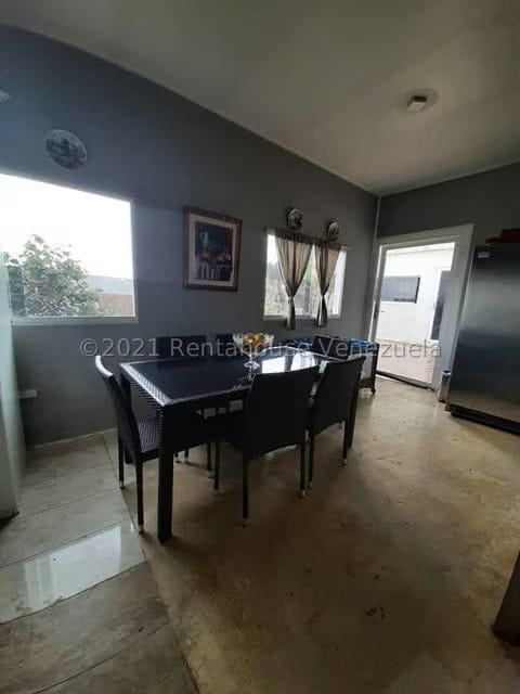 Casa (Duplex) en Venta en Lomas de La Lagunita, Distrito Metropolitano - 24
